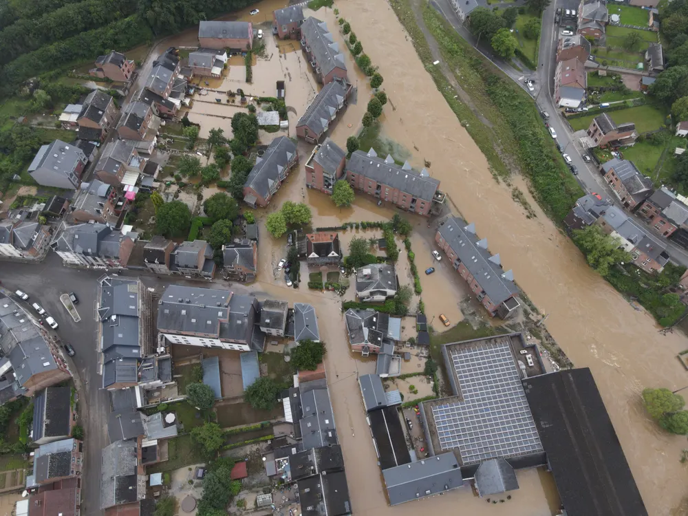 Vue aérienne de Rochefort inondée en juillet 2021
